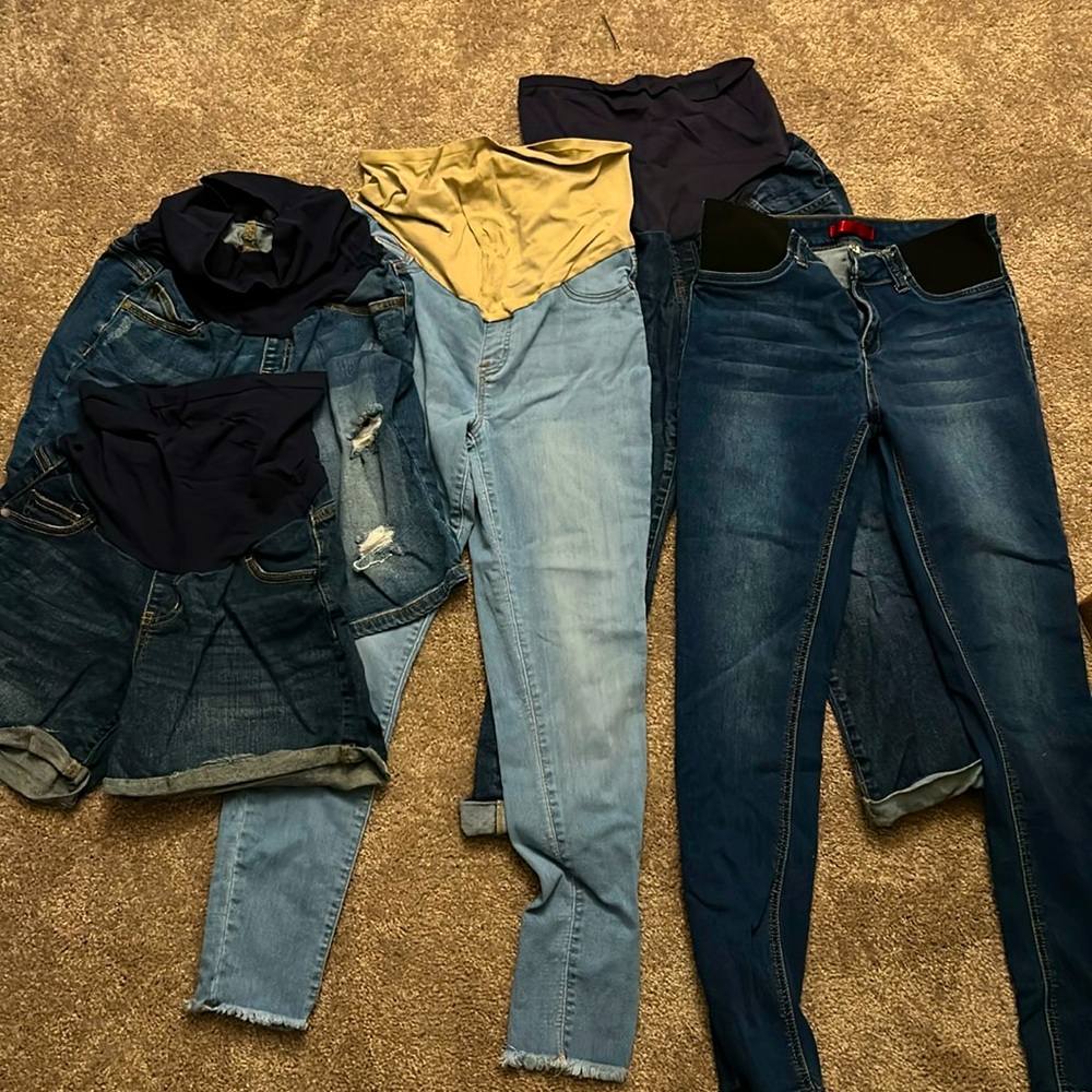 Three Maternity pants and two short!